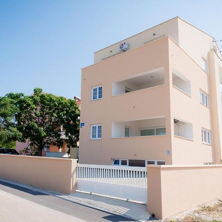 Apartments Sandrina Врси Екстер'єр фото