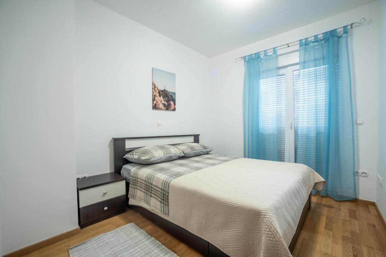 Apartments Sandrina Врси Екстер'єр фото