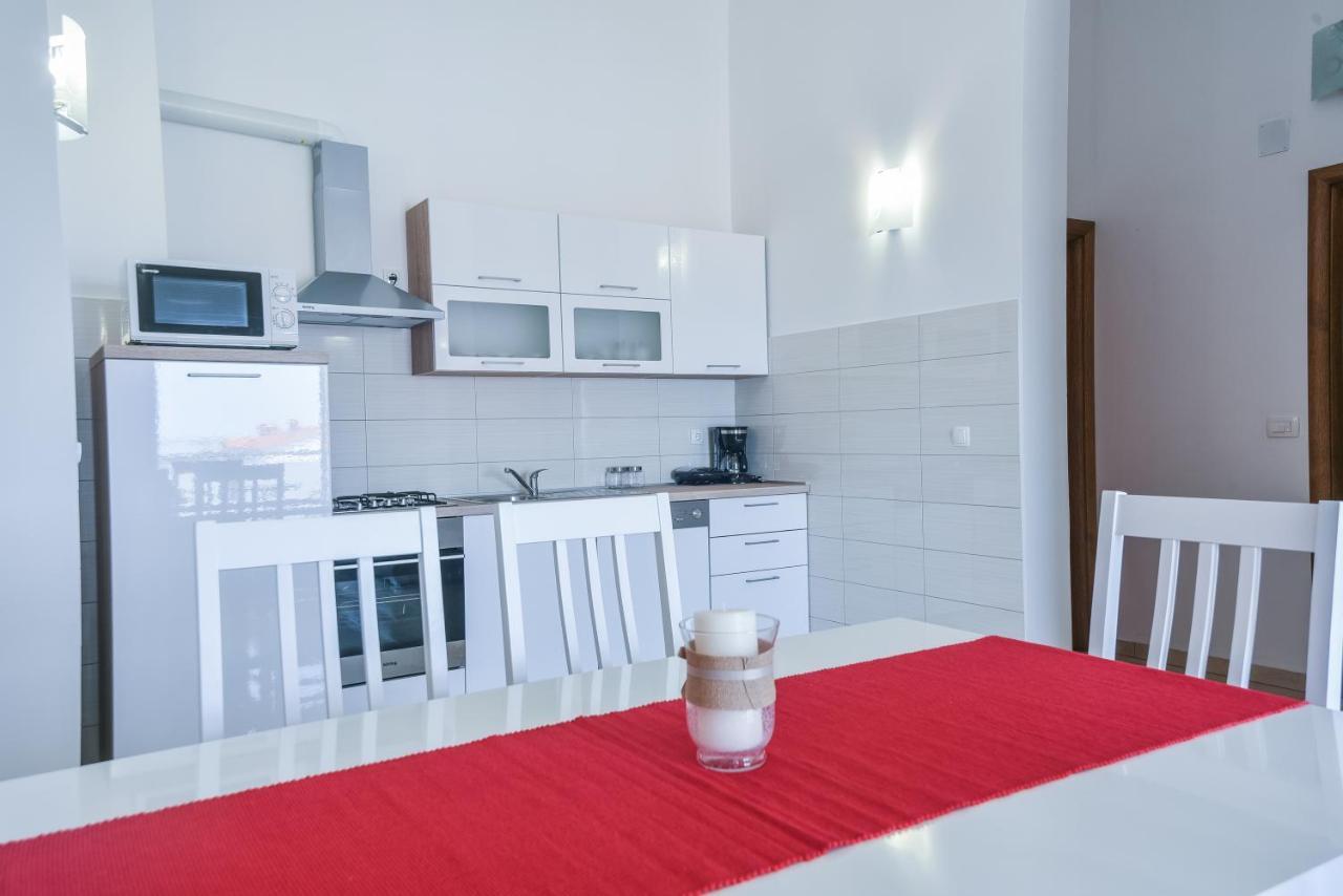 Apartments Sandrina Врси Екстер'єр фото