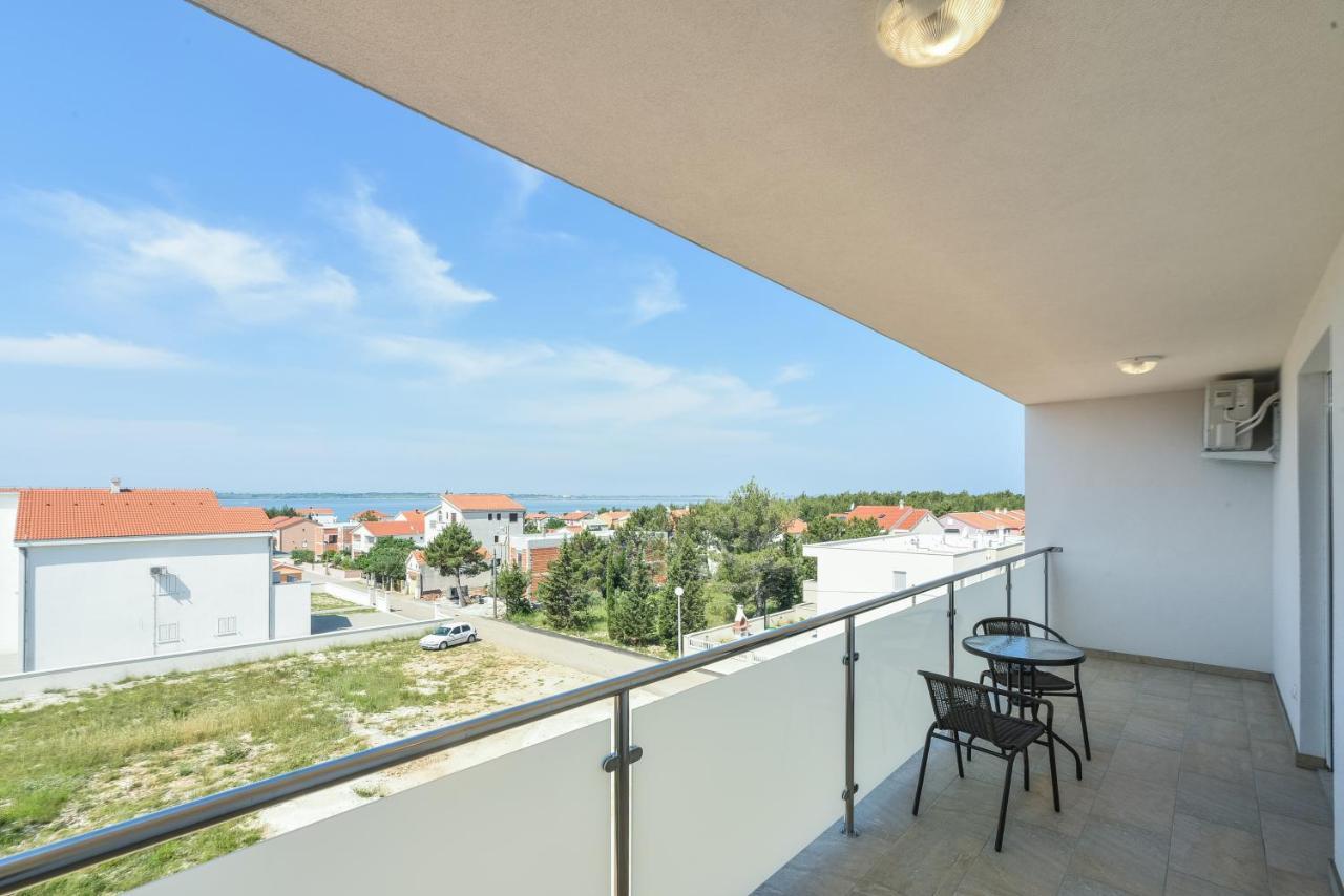 Apartments Sandrina Врси Екстер'єр фото