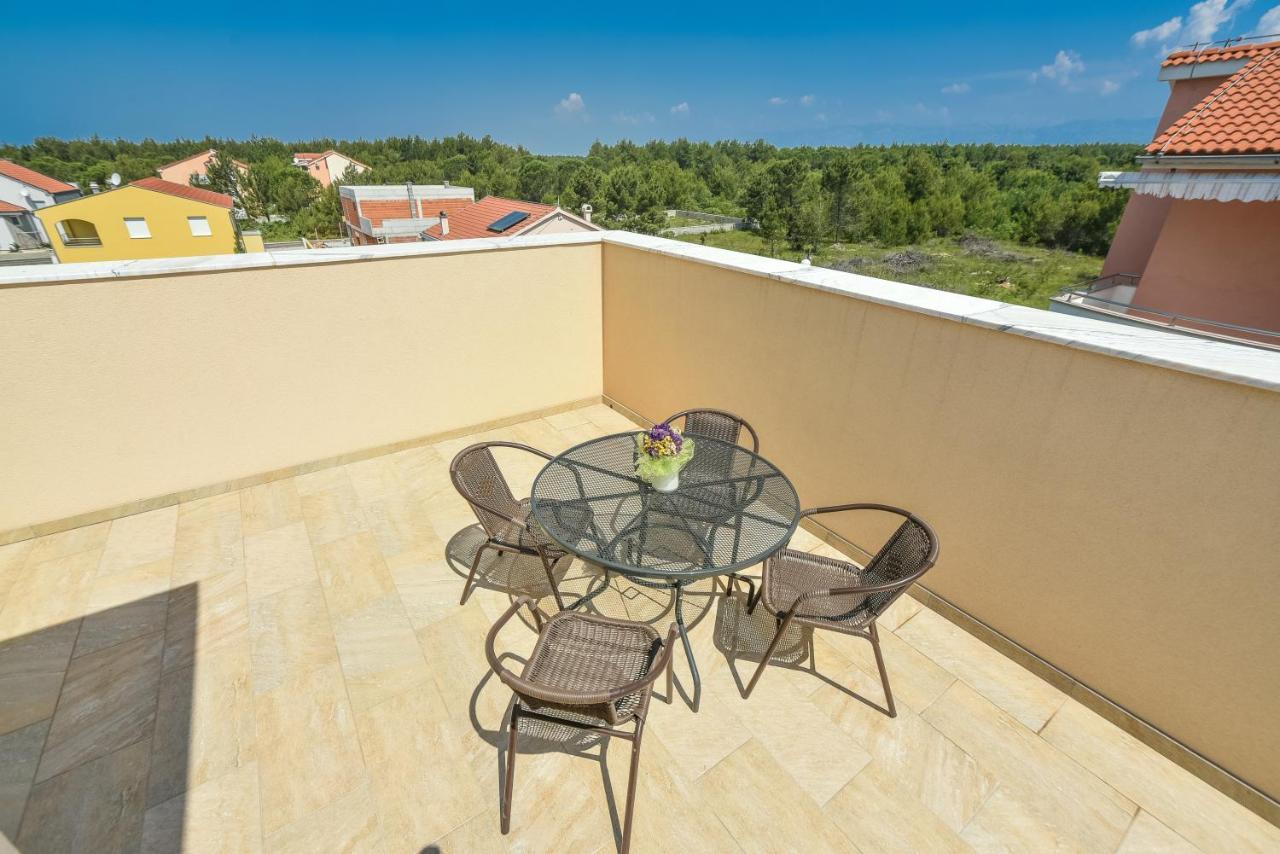 Apartments Sandrina Врси Екстер'єр фото